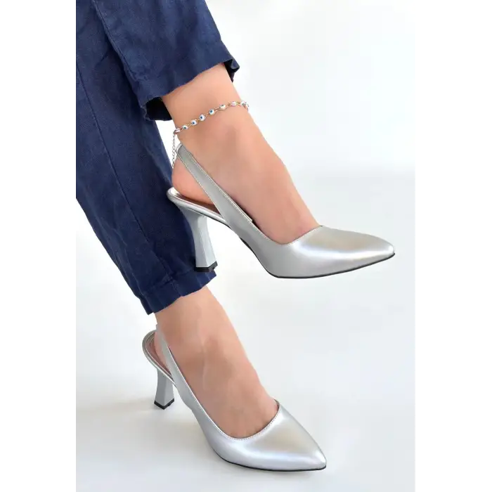 Feey Gümüş Cilt Topuklu Ayakkabı