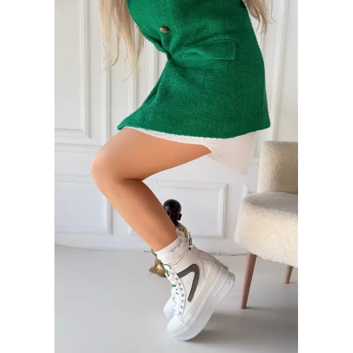 Joila Beyaz Cilt Yeşil Detaylı Bot