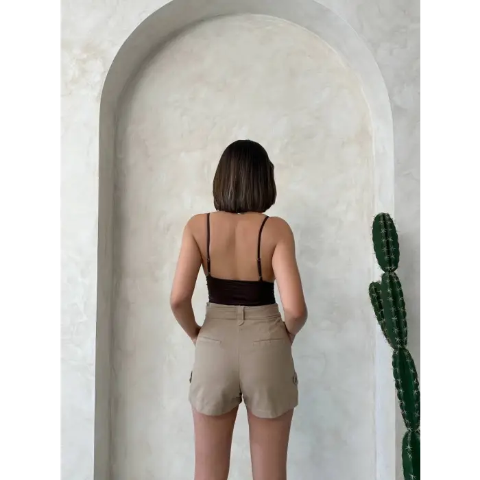 Kemer detaylı gabardin şort bej s25289
