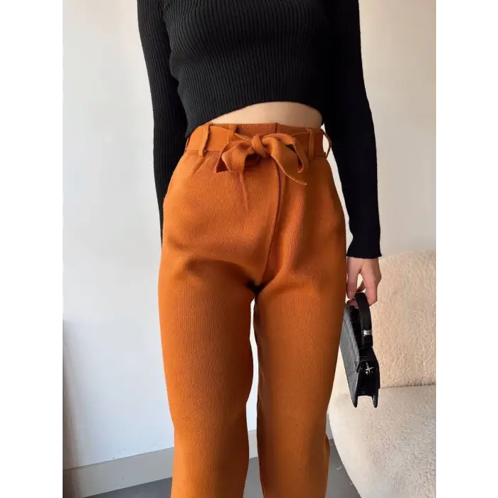 Kendinden kemerli triko pantolon camel