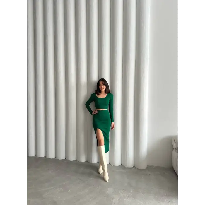 Kolllu alt üst takım