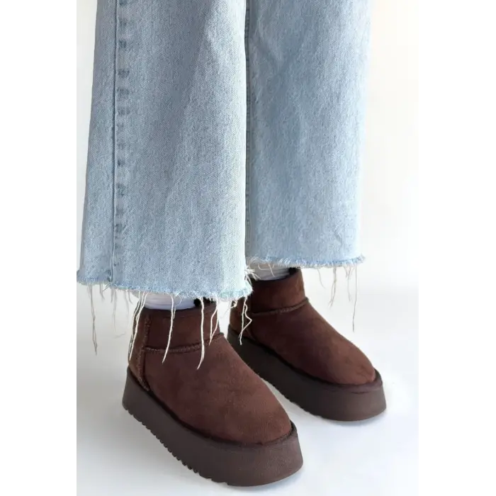 Linne Kahverengi Süet Bot