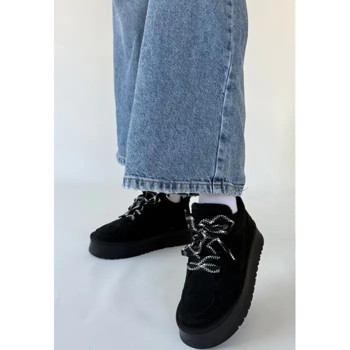 Muden Siyah Süet Bağcıklı Bot