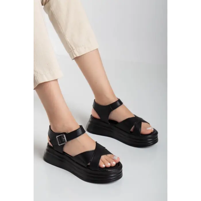 Sibna Siyah Cilt Kemerli Sandalet