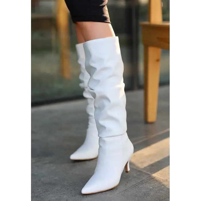 Zelya Beyaz Cilt Topuklu Çizme