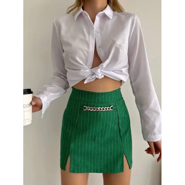 Zincir detaylı çizgili şort etek