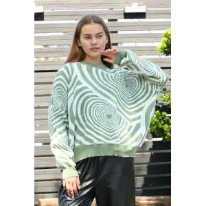 Beyaz kalp çizgili kazak mint