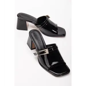 Ziva Siyah Rugan Topuklu Terlik