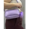 Ponpon mor cilt çanta