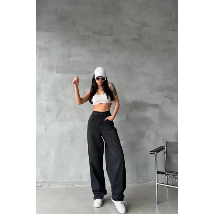 Arkadan tokalı jeans pantolon Siyah