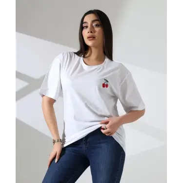 Kiraz işlemeli tişört
