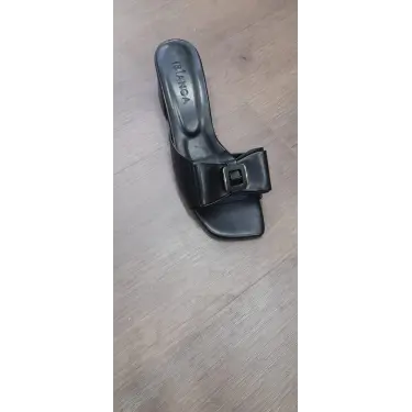 Veor Siyah Cilt Topuklu Terlik