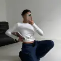 Asimetrik alt detaylı bluz beyaz