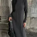 Boğazlı kalın bürümcük uzun elbise siyah