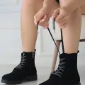 Kolly Siyah Süet Bağcıklı Bot