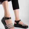 Lalen Siyah Kemerli Sandalet