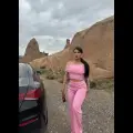 Madonna yaka bol paça pantolonlu takım
