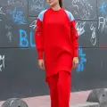 Omuz detaylı kol nakışlı ikili alt üst triko takım kırmızı