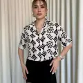Siyah beyaz baskılı crop gömlek