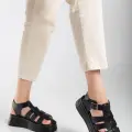 Toten Siyah Cilt Kemerli Sandalet