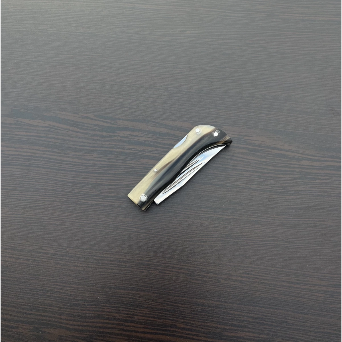 KOÇ BOYNUZLU EMNİYETLİ ÇAKI NO:1