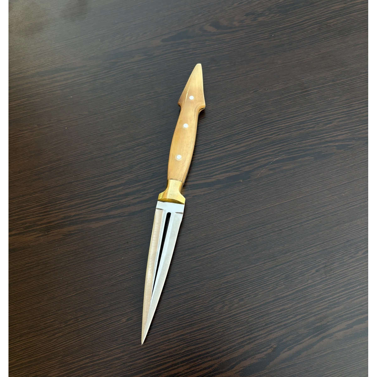 KOÇ BOYNUZU BEYAZ KAMA NO:2