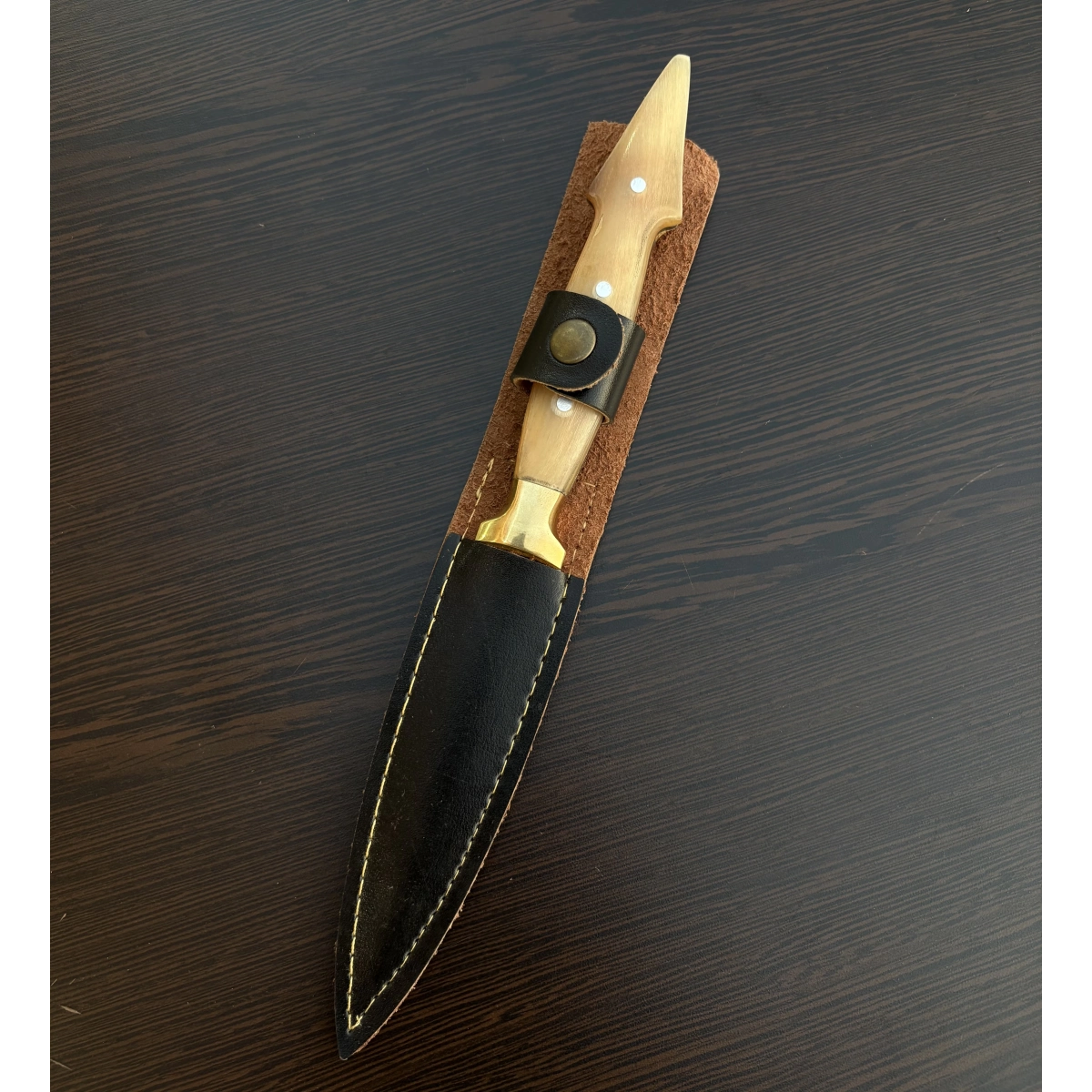 KOÇ BOYNUZU BEYAZ KAMA NO:2