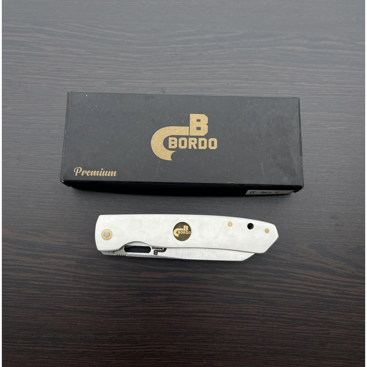 N690 BEYAZ B90 KATLANIR ÇAKI