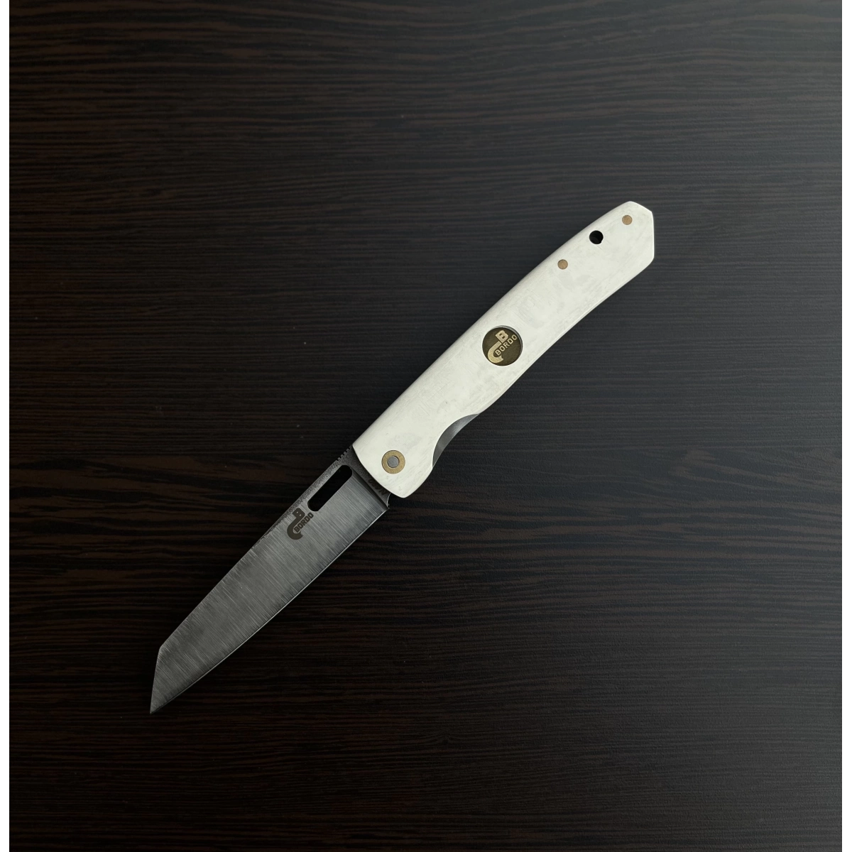 N690 BEYAZ B90 KATLANIR ÇAKI