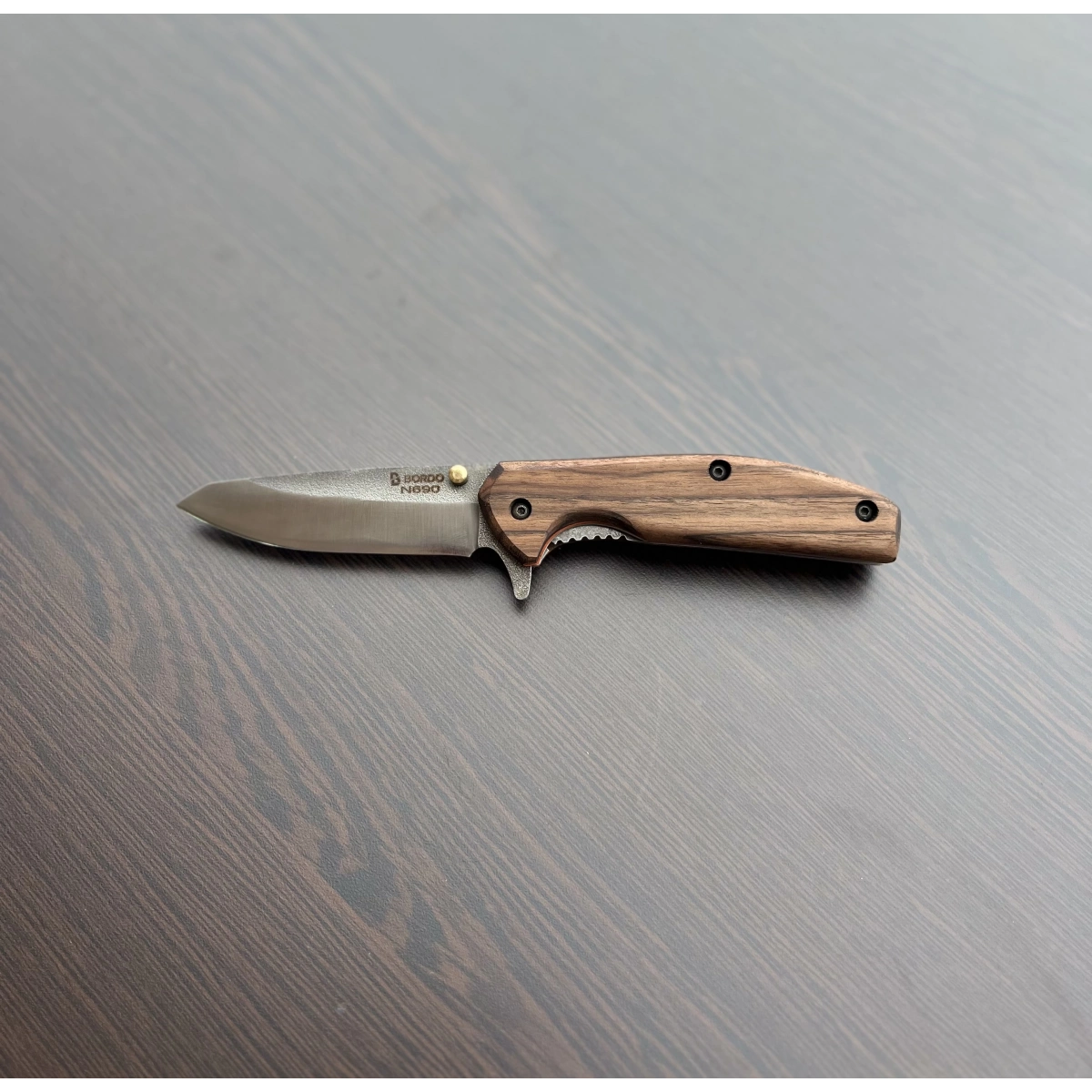 N690 CEVİZ KABZE KLİPSLİ KATLANIR ÇAKI