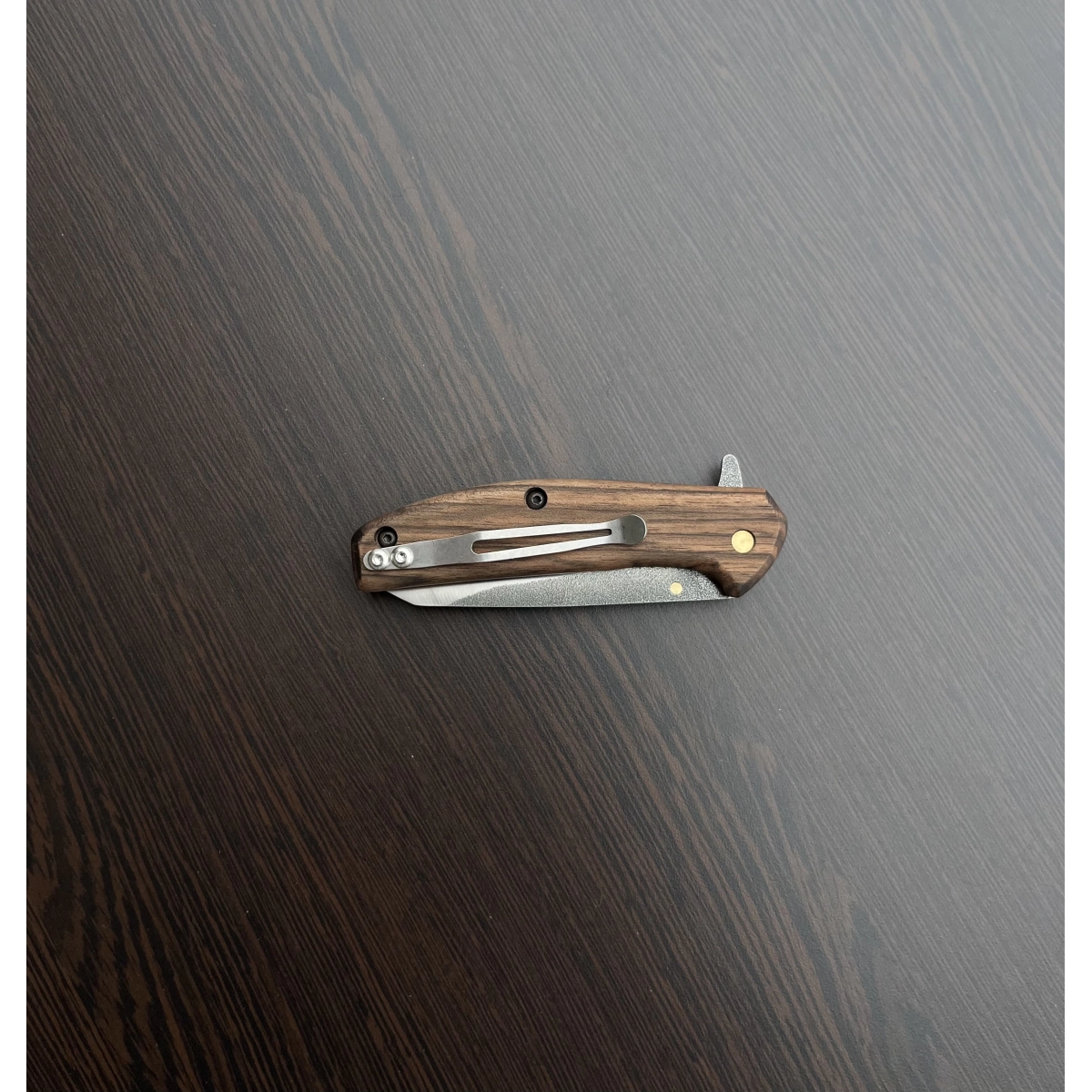 N690 CEVİZ KABZE KLİPSLİ KATLANIR ÇAKI