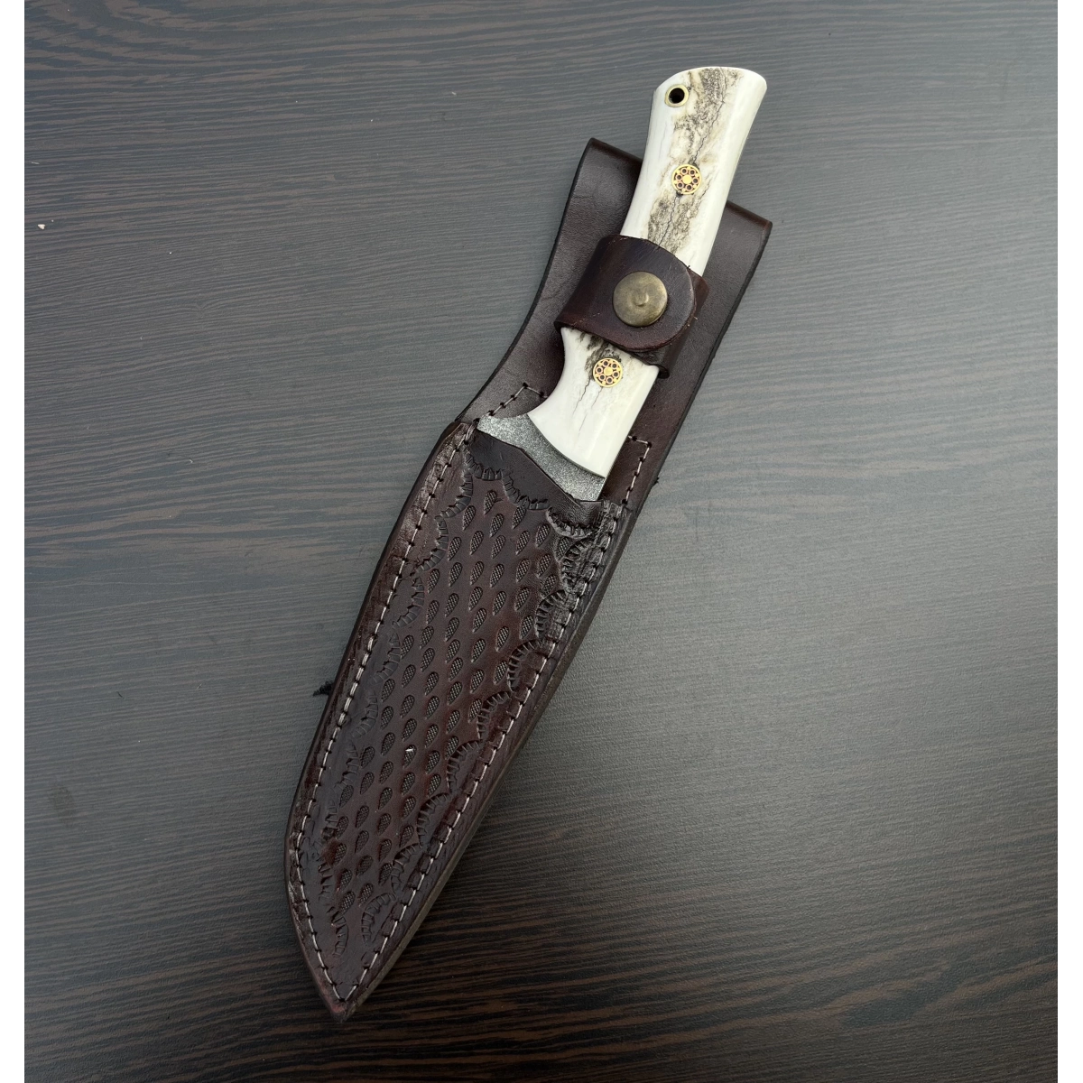 N690 GEYİK BOYNUZLU KABZA TIRTIKLI BIÇAK