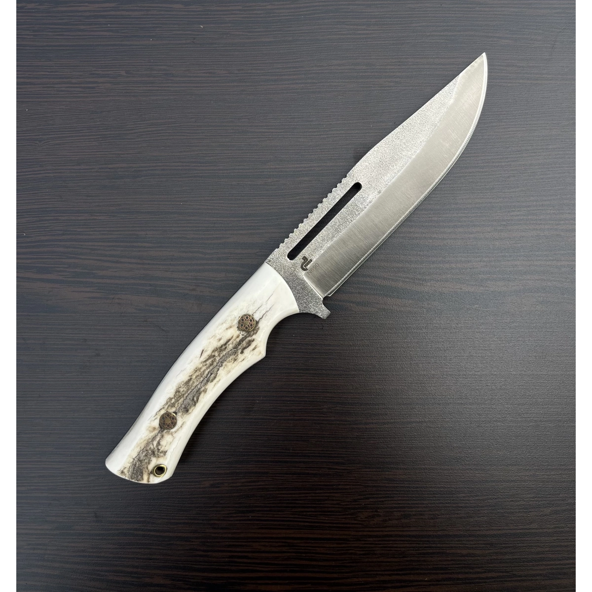 N690 GEYİK BOYNUZLU KABZA TIRTIKLI BIÇAK