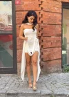 Kadın Gül Aksesuarlı Etek Ve Büstiyer Tasarım Takım