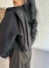 Kadın Kısa Pile Detaylı Trençkot