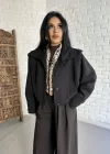 Kadın Kısa Pile Detaylı Trençkot