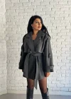 Kadın Kuşaklı Oversize Kısa Kaşe Kaban