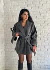 Kadın Kuşaklı Oversize Kısa Kaşe Kaban