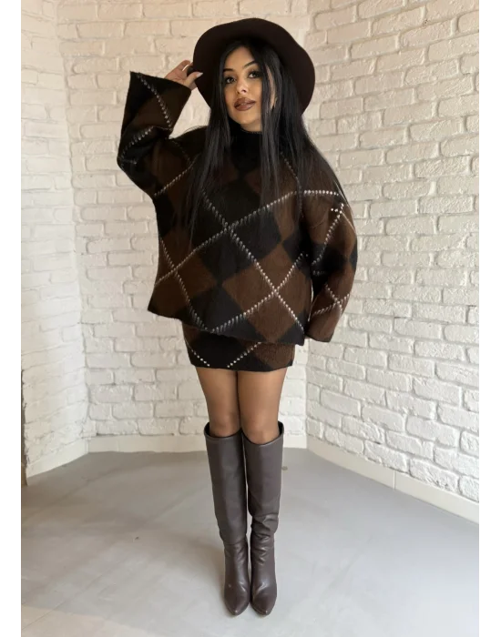 Kadın Baklava Desenli Kazak Ve Etek Triko Takım