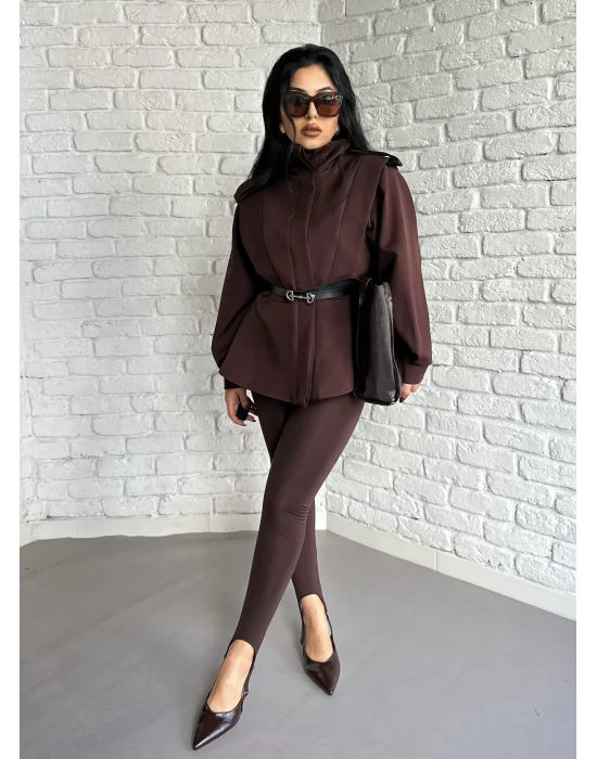 Kadın Dik Yaka Vatkalı Siyah Kemerli Ceket