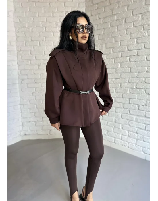 Kadın Dik Yaka Vatkalı Siyah Kemerli Ceket