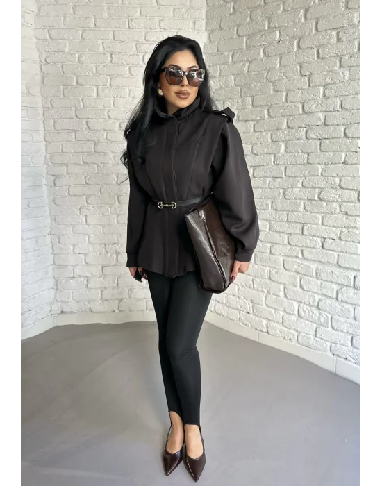 Kadın Dik Yaka Vatkalı Siyah Kemerli Ceket