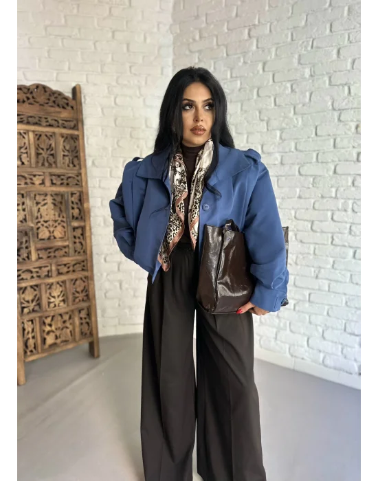 Kadın Kısa Pile Detaylı Trençkot