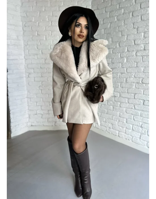 Kadın Kürk Yaka Astarlı Kaşe Kaban