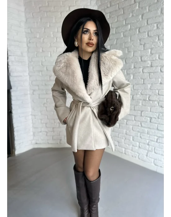 Kadın Kürk Yaka Astarlı Kaşe Kaban