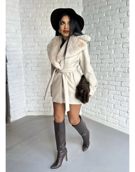 Kadın Kürk Yaka Astarlı Kaşe Kaban