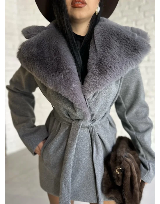 Kadın Kürk Yaka Astarlı Kaşe Kaban