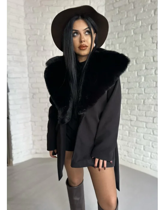 Kadın Kürk Yaka Astarlı Kaşe Kaban