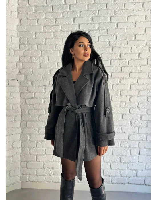 Kadın Kuşaklı Oversize Kısa Kaşe Kaban