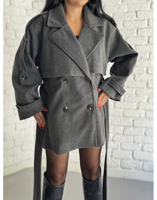 Kadın Kuşaklı Oversize Kısa Kaşe Kaban